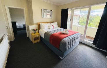 Queen Suite
